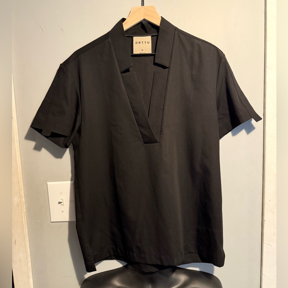 Orttu Star neck shirt